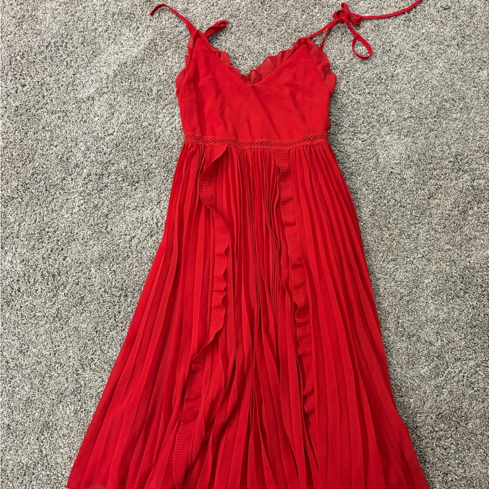 Lulu's Scarlet Midi Dress